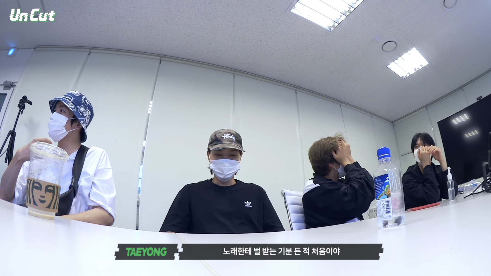 sticker 데모곡 듣고 표정관리 실패해버린 nct127 | 인스티즈
