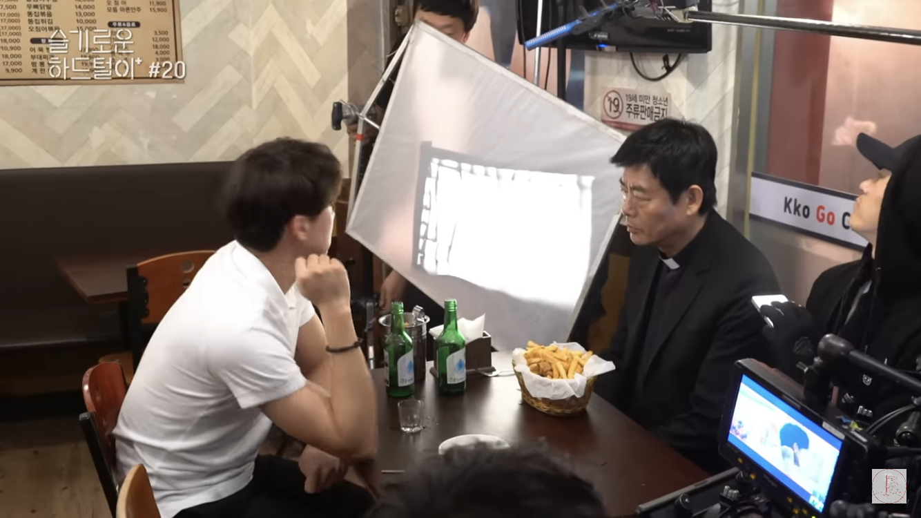 배우들 이런 상태에서 연기하는거 넘나 신기한것 | 인스티즈