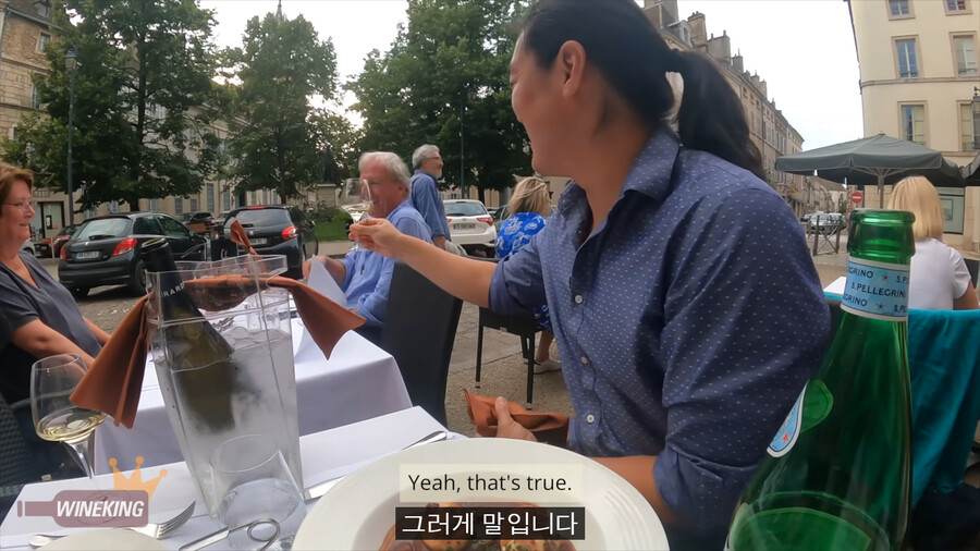 사회성 만렙 유튜버가 불친절한 프랑스식당에서 대처하는 법 | 인스티즈