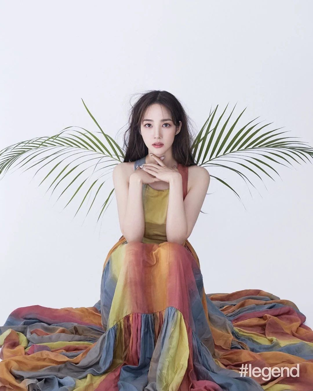 똑같은 디올 드레스를 입은 배우와 아이돌 | 인스티즈