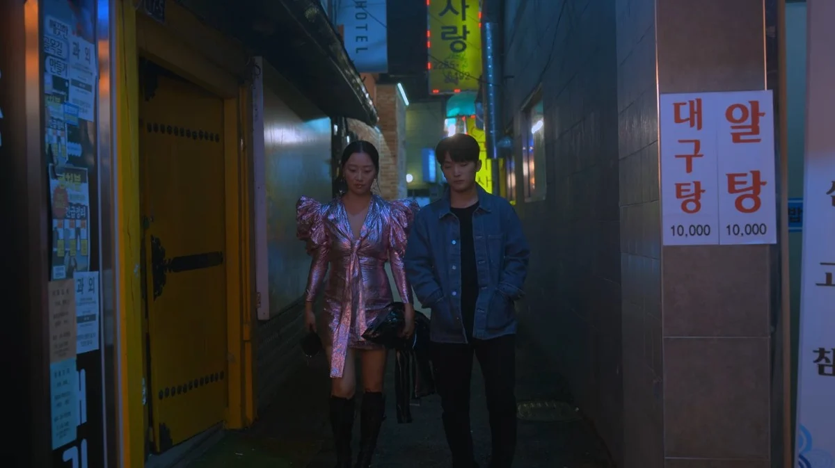 한국인들 기겁하는 중인 한국 배경 넷플 하이틴 미드 상태..jpg | 인스티즈