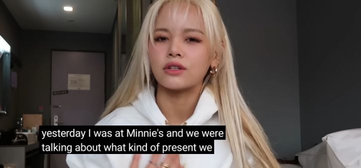 블랙핑크 콘서트 리사를 위해 선물준비한 씨엘씨 쏜(ft.민니) | 인스티즈