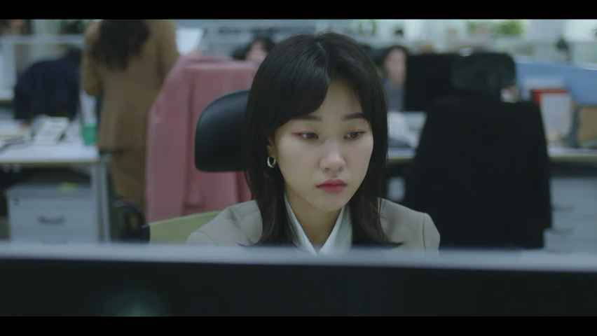 홧김에 회사를 그만두고 프리랜서로 일하게 됐는데요.. 남자 둘이랑 엮이게 생겼어요.. | 인스티즈