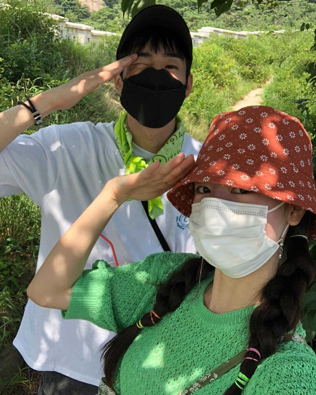 막걸리 먹으려고 등산하는 한선화.........jpg | 인스티즈