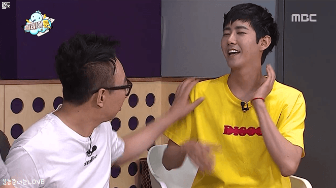 브라끈 노출된 광희 | 인스티즈
