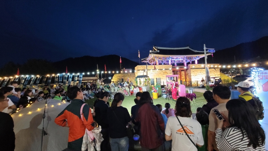 "나이 먹어서 그런가 무근본 지역 축제가 점점 흥미롭게 느껴짐" | 인스티즈