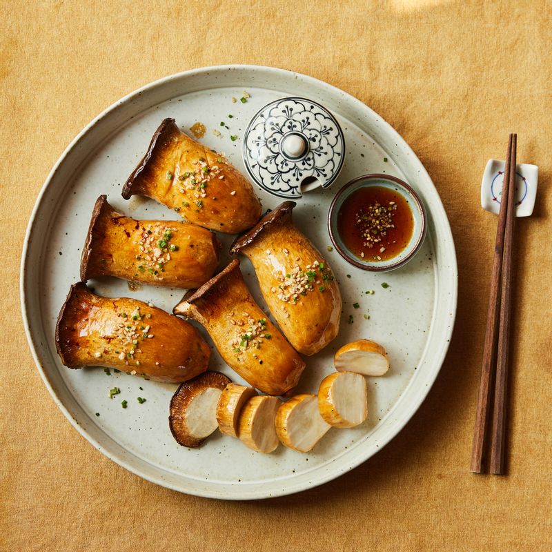 아니 자르지 말고 통으로 구워야 더 맛있다는데? | 인스티즈