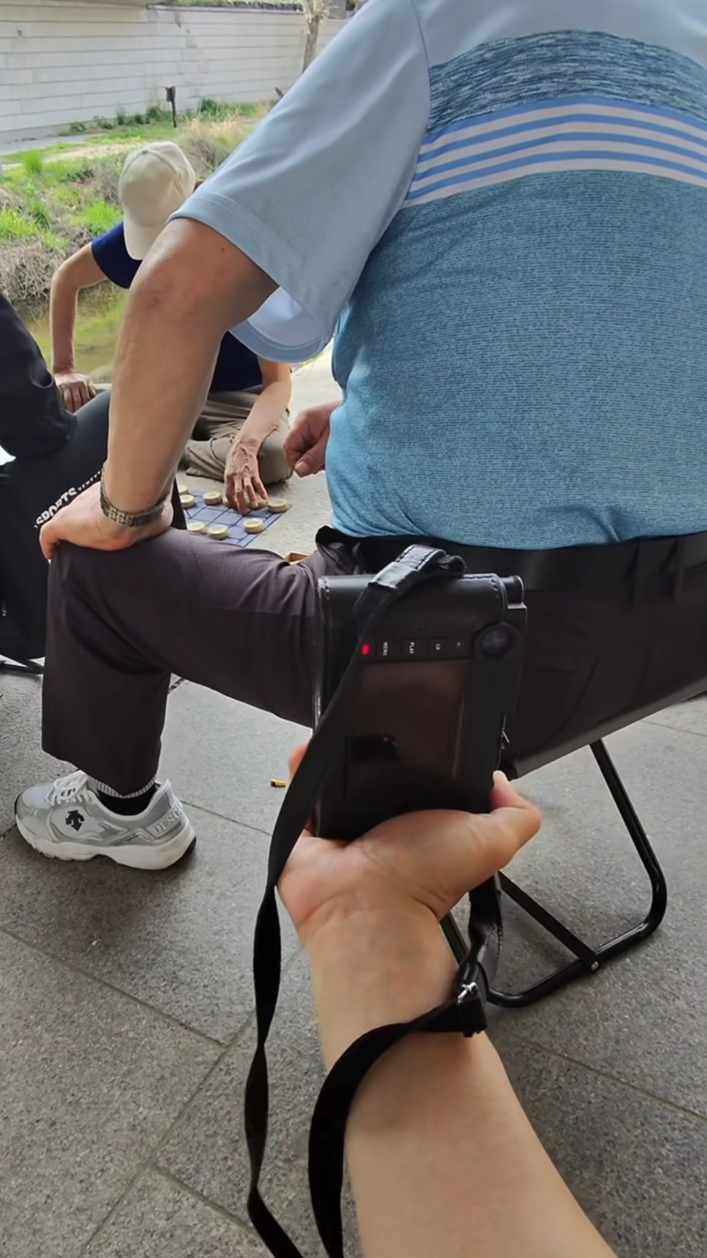 한국 할배들 찍는거 좋아하는 듯한 사진 작가 | 인스티즈