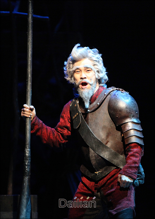 친형제보다 더 형제같은 조승우와 홍광호.jpg | 인스티즈