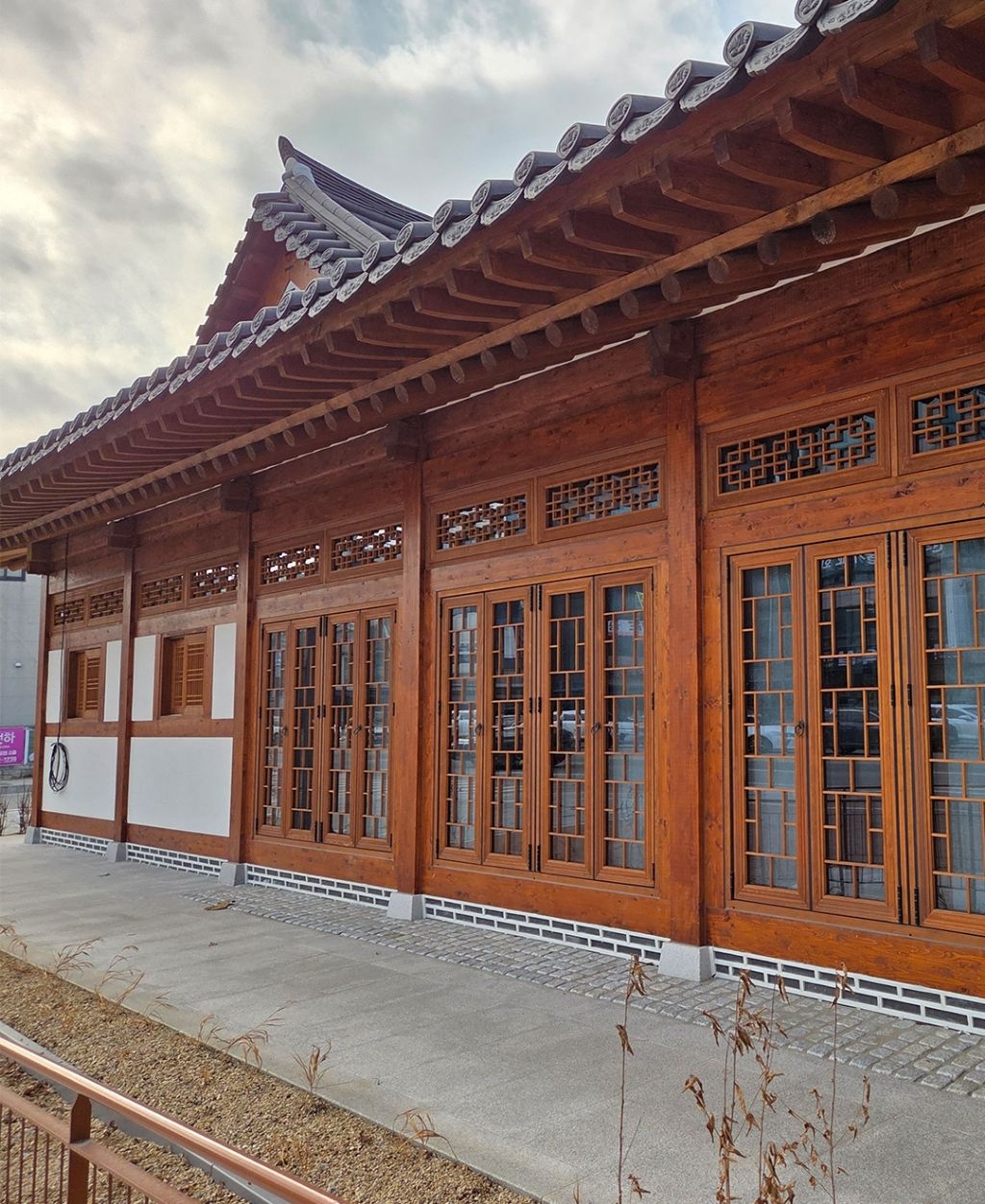 전통한옥으로 신축이전한 행정복지센터 [강원 원주] | 인스티즈