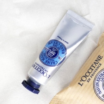 여자화장실에서 만난 트젠이 핸드크림 빌려달라고 한다면? | 인스티즈