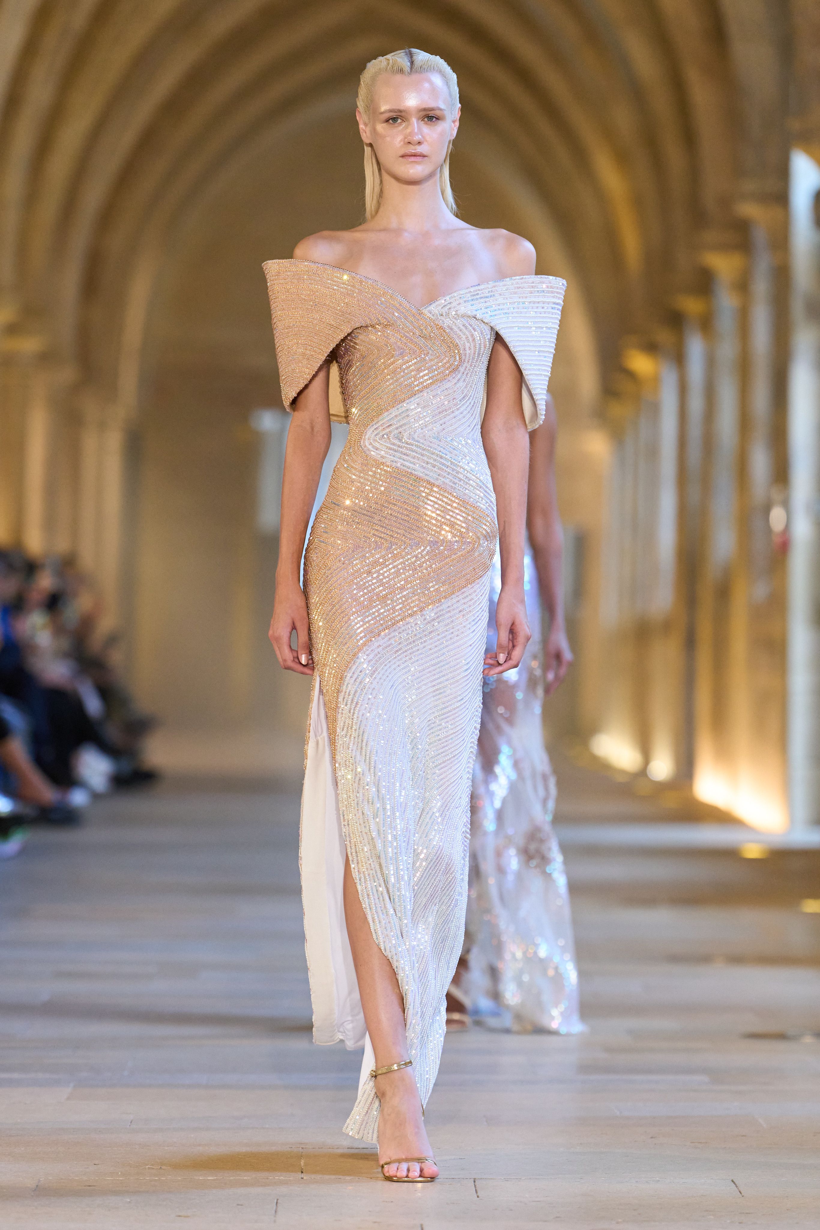 사랑의 과정을 표현했다는 인도 디자이너 신상 드레스 | 인스티즈