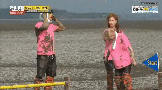 서커스 하는 태연.gif | 인스티즈