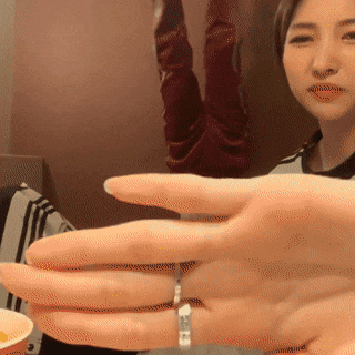여자친구 브이앱 대참사.gif | 인스티즈