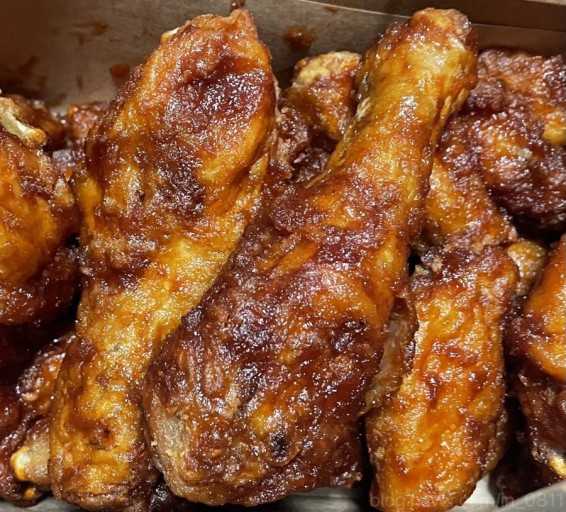 교촌치킨 하고 비슷 하다는 치킨 - 악플달면 쩌리쩌려버려 - ＊여성시대＊ 차분한 20대들의 알흠다운 공간 교촌치킨 하고 비슷 하다는 치킨