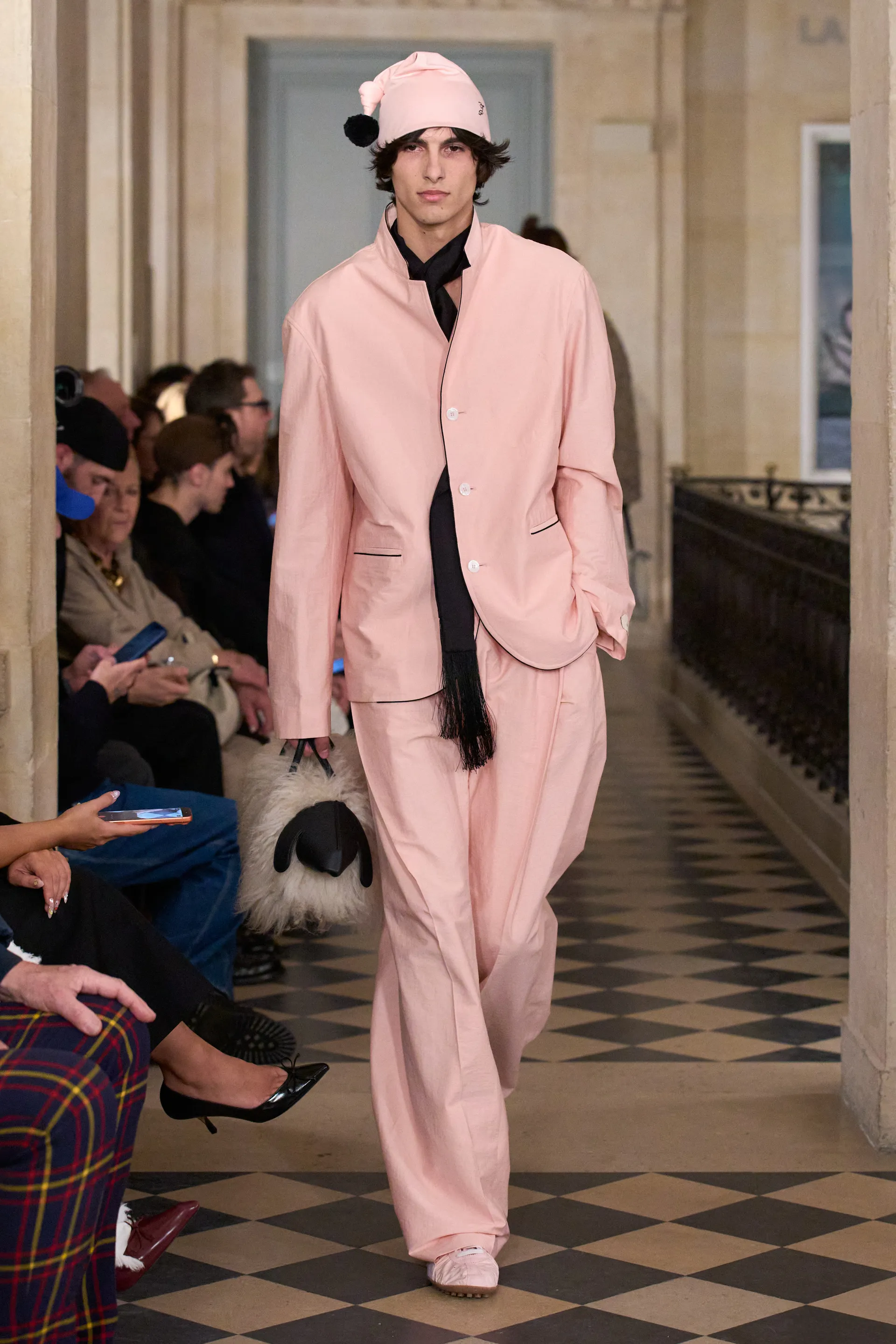 피카소에게 바쳤다는 쟈크뮈스 신상 제품들 | 인스티즈