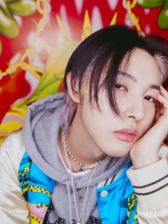 공산당시 챙기는 조선족 아이돌 | 인스티즈