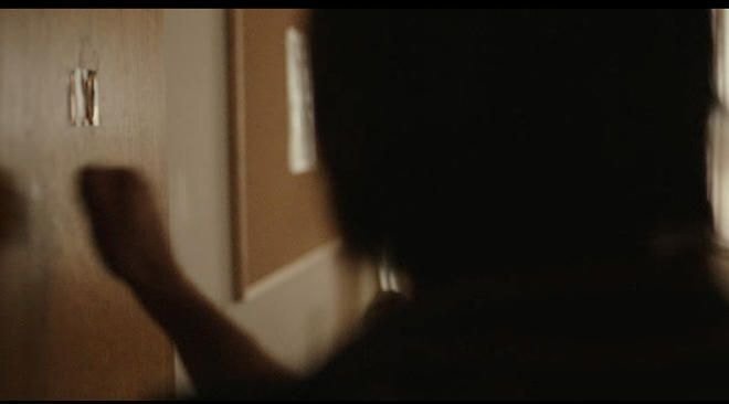 우산을 놓고 가서 돌아가보니 입양기관 관계자들이 샴페인 파티를 하고 있었다 | 인스티즈