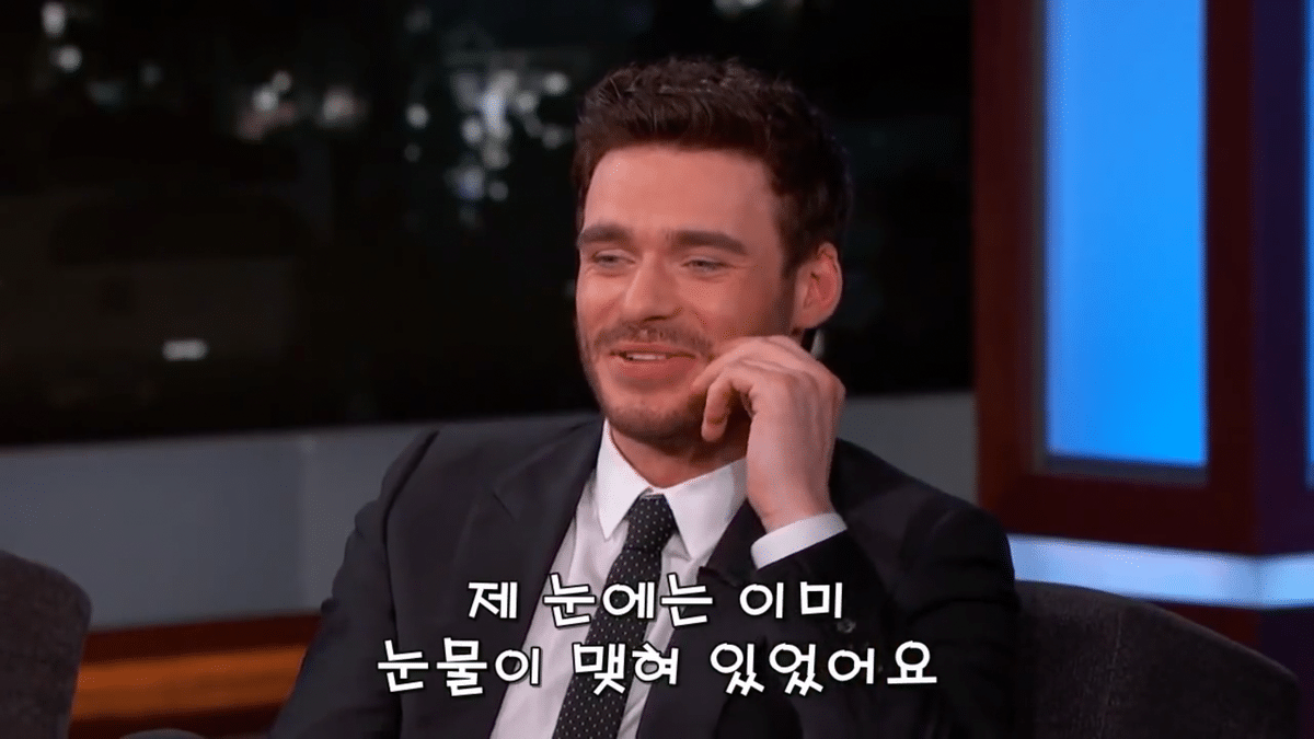 남자배우들이 꽉 끼는 타이즈를 입을때 중요부위를 가리는 방법.jpg | 인스티즈