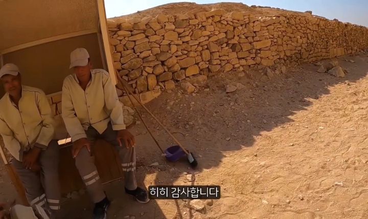 악명 높은 이집트에서 유일하게 웃으면서 여행한 유튜버��🇬 | 인스티즈