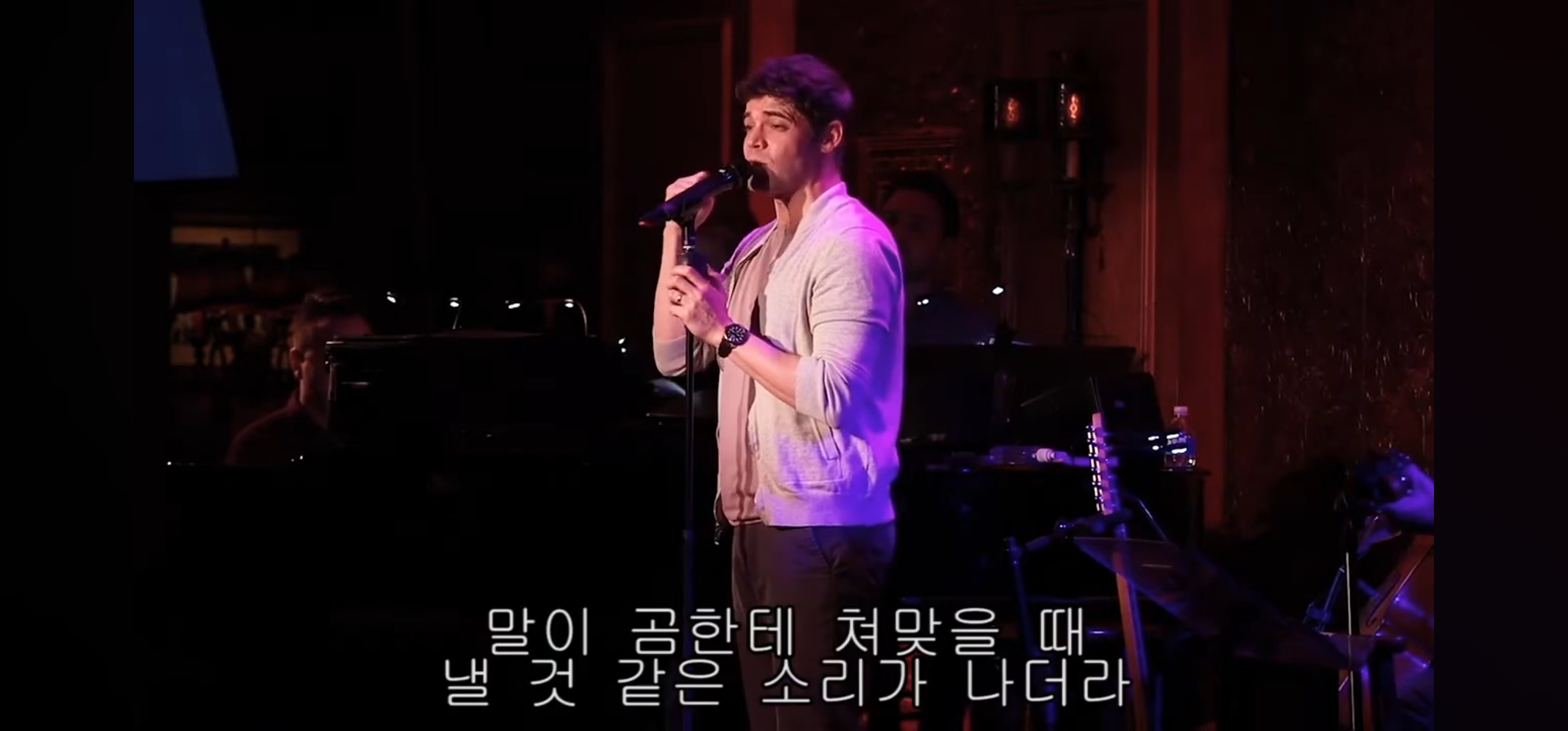 이제 와서 말하지만 휴 잭맨, 잭 에프론 대신 위대한 쇼맨이란 영화를 세상에 나온 게 한 건 나야! 그게 무슨 소리냐고?.jpg | 인스티즈