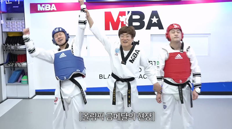 평상시 김대호 아나운서 집 분위기.jpgif | 인스티즈