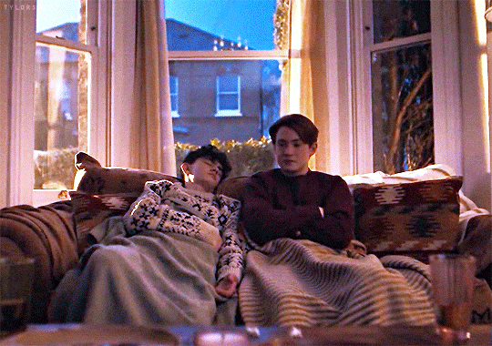 저는 잘나가는 럭비팀 에이스인데요 요즘 범생이 게이 친구가 자꾸 신경쓰여요ㅠㅠ 어떡하죠? | 인스티즈