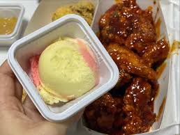 네네치킨 초창기에 배달하면 줬던거 | 인스티즈