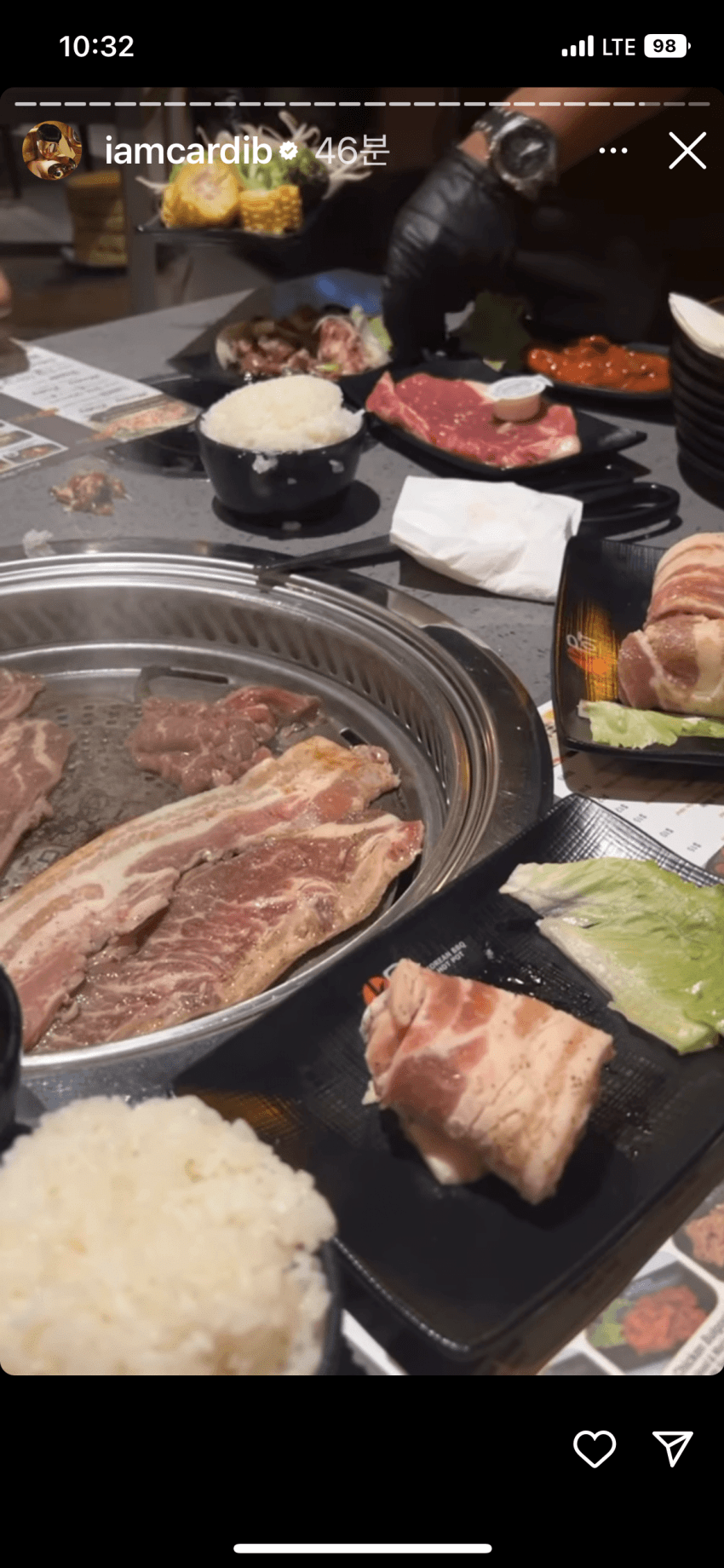 카디비 인스타에 또 올라온 한국음식 | 인스티즈