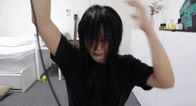 일주일 간 장발로 머리 붙이기 챌린지 한 남자 유투버(+두 번째 도전) | 인스티즈