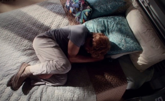 호텔이나 모텔 가면 침대 위에 있는 이거 뭐야???? | 인스티즈