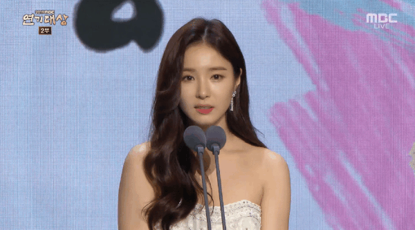 배우 신세경 긴머vs짦머 여시들의 취향은? | 인스티즈