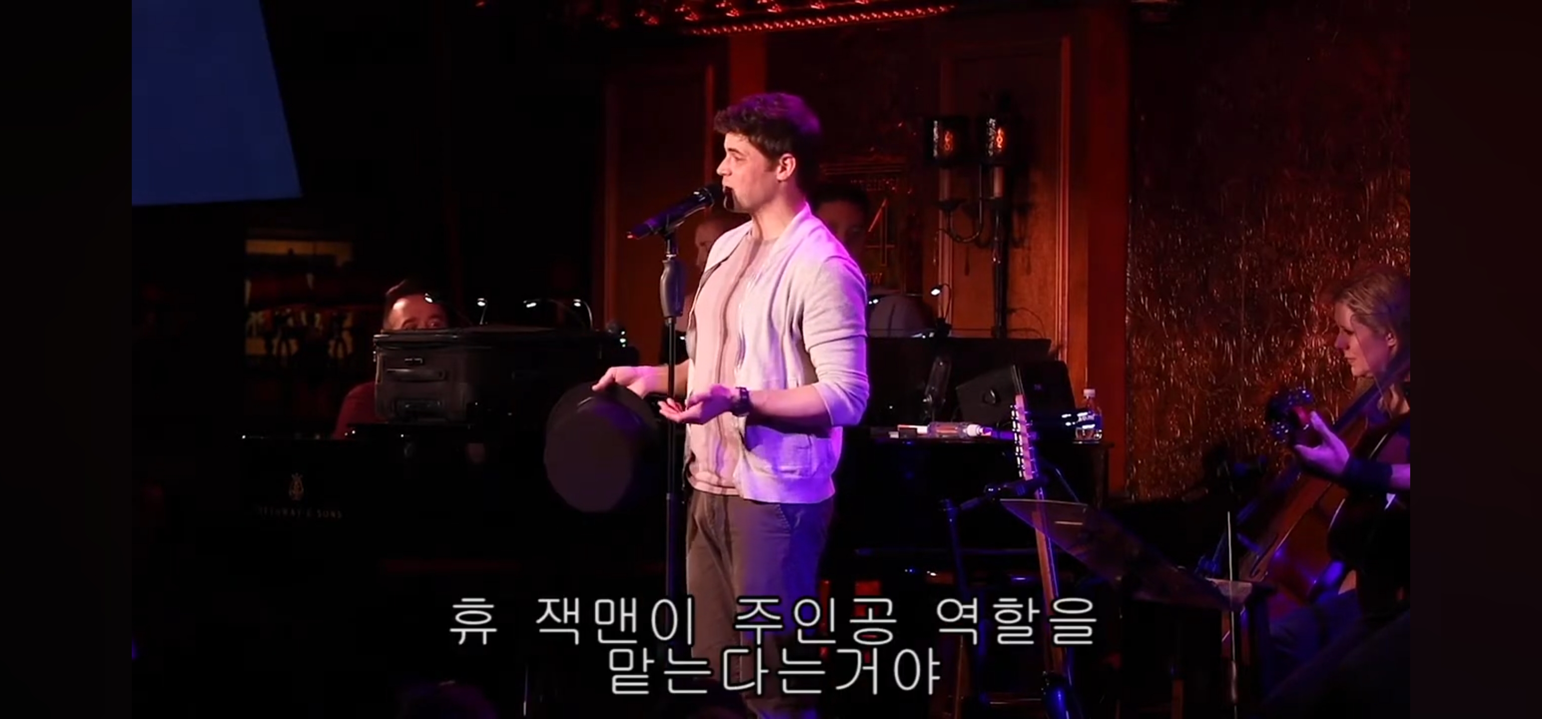 이제 와서 말하지만 휴 잭맨, 잭 에프론 대신 위대한 쇼맨이란 영화를 세상에 나온 게 한 건 나야! 그게 무슨 소리냐고?.jpg | 인스티즈