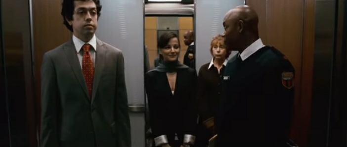 고층 건물 엘리베이터에 갇힌 5명. 이들 중 1명은 사람이 아니다. 데블 | 인스티즈