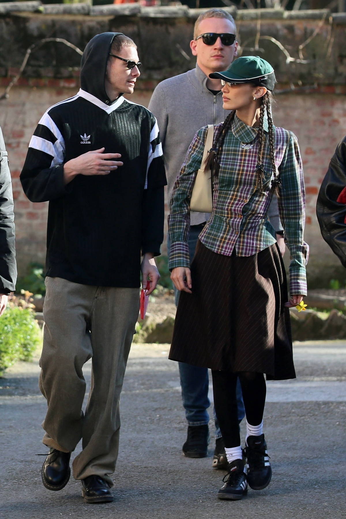 패셔너블한 시밀러룩으로 인기 많았던 벨라 하디드-마크 칼만 | 인스티즈