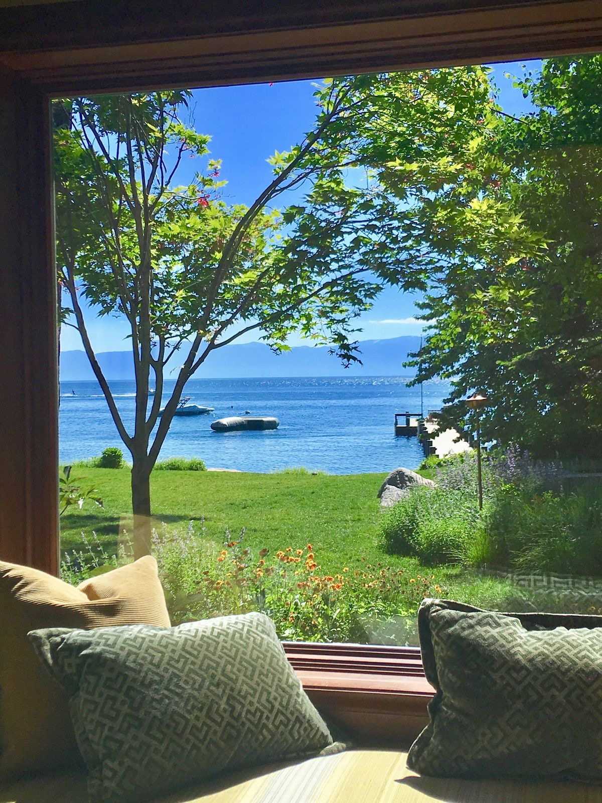 1년을 살 수 있다면? 대도시의 아파트 vs 시골의 저택 | 인스티즈