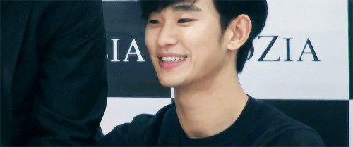 영원히 고통받는 김수현.gif 2024버전 | 인스티즈