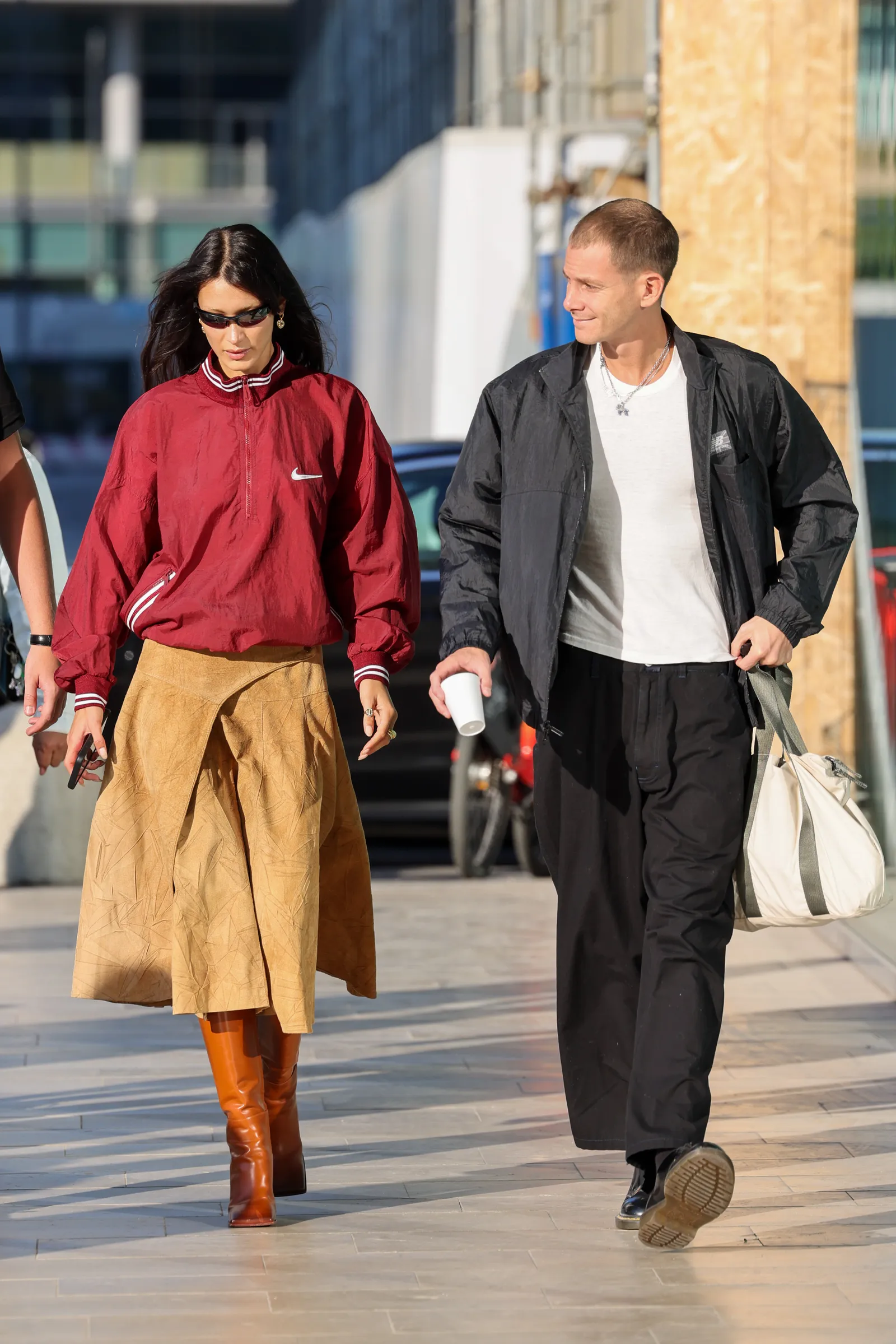 패셔너블한 시밀러룩으로 인기 많았던 벨라 하디드-마크 칼만 | 인스티즈