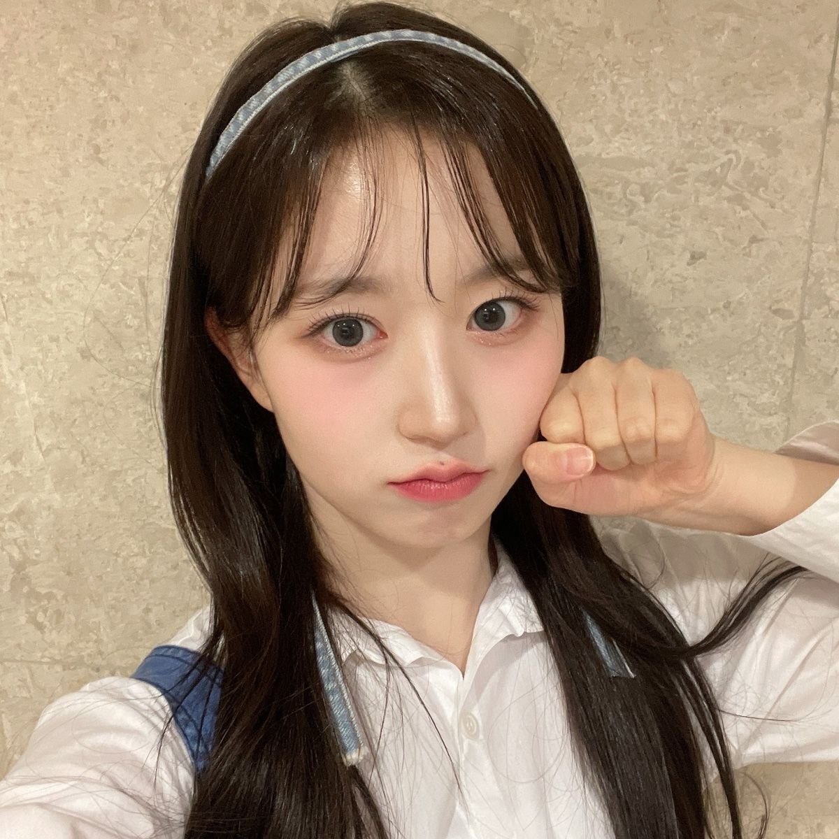 번호 바뀐 줄 모르고 빼빼로 보냈는데... 바뀐 번호 주인이 아이돌이었음 | 인스티즈