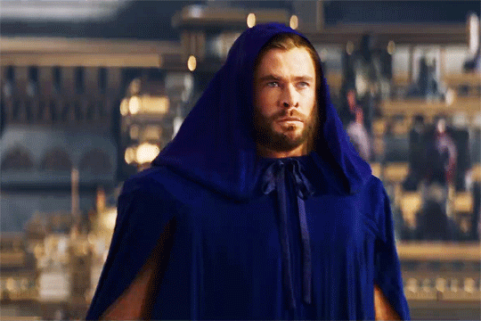 토르 : 러브 앤 썬더 본편은 엉덩이 모자이크 없음 ‼️ | 인스티즈