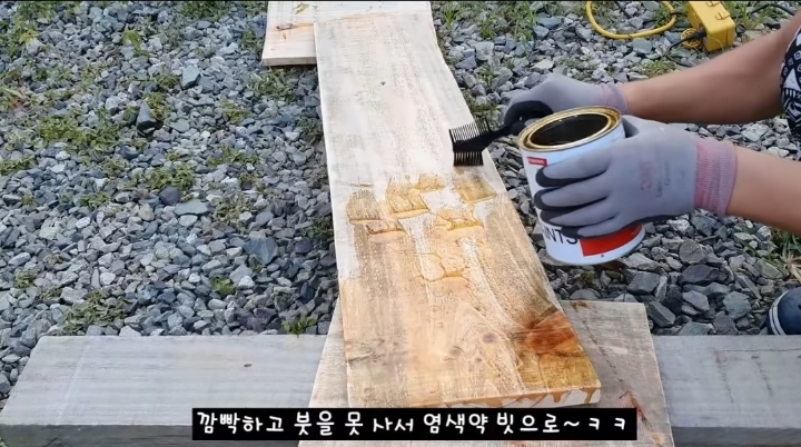 [매탈남] 고양이가 자꾸 방충망 뚫고 탈출함...jpg | 인스티즈