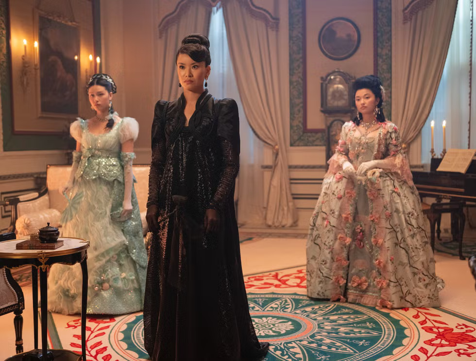 반면 현재 촬영 중인 '재혼 황후'는 원작 그대로 로판 느낌을 살리는 방향을 선택했다 | 인스티즈