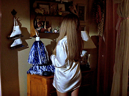 친구들이랑 음주운전으로 뺑소니 사고내서 그냥 시체 바다에 유기하고 잊고 살았는데 | 인스티즈