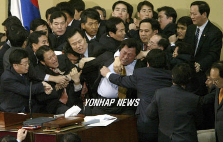 이낙연 좋은 사람 아니야? 문재인 오른팔이잖아 | 인스티즈