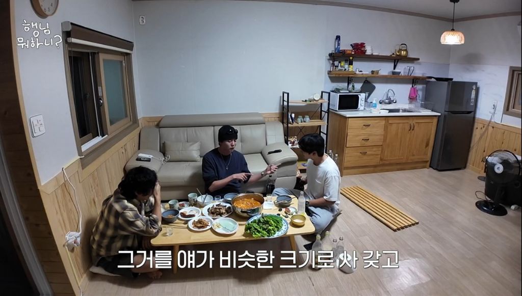 주우재 가방보고 비슷한거 만원짜리 따라서 산 이이경 | 인스티즈