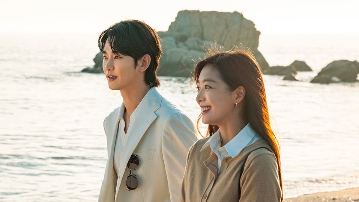 김수현이 죽어도 사실 인정안하는 이유 (feat. 위약금) | 인스티즈