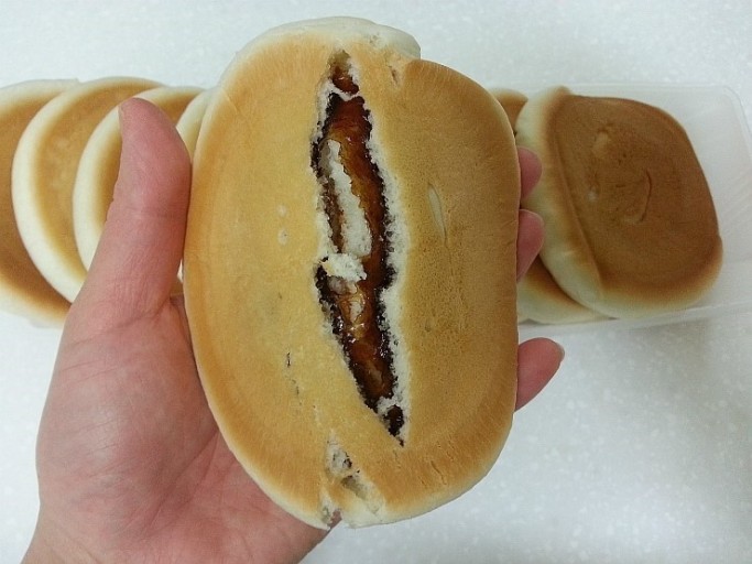 한 번 먹기 시작하면 끝도 없이 들어간다는 그 빵.jpg | 인스티즈