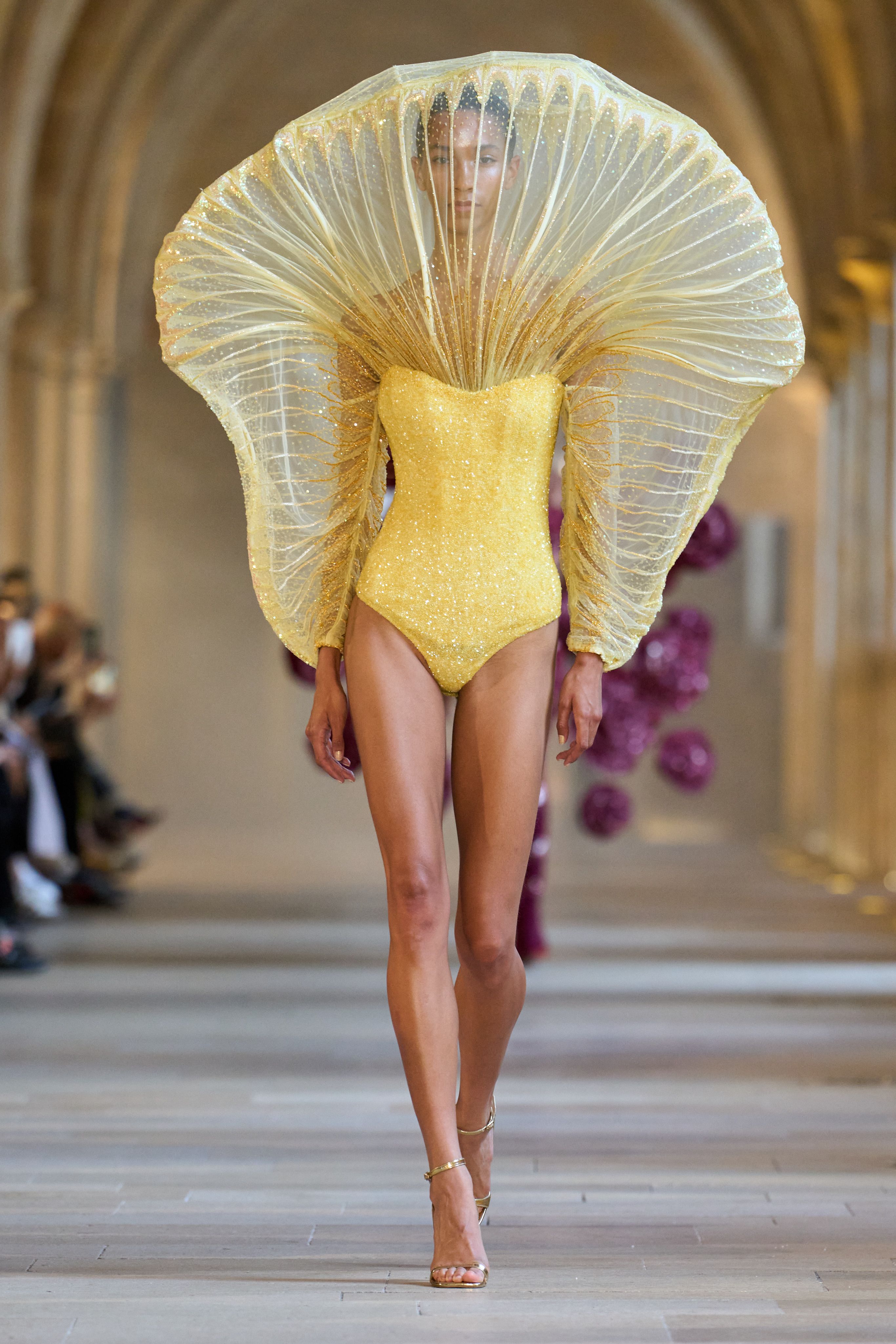 사랑의 과정을 표현했다는 인도 디자이너 신상 드레스 | 인스티즈