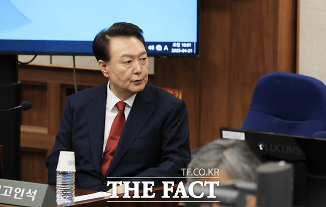 윤석열 "군 생활 몇 년 했냐"…방첩사 간부들 일일이 신문 | 인스티즈