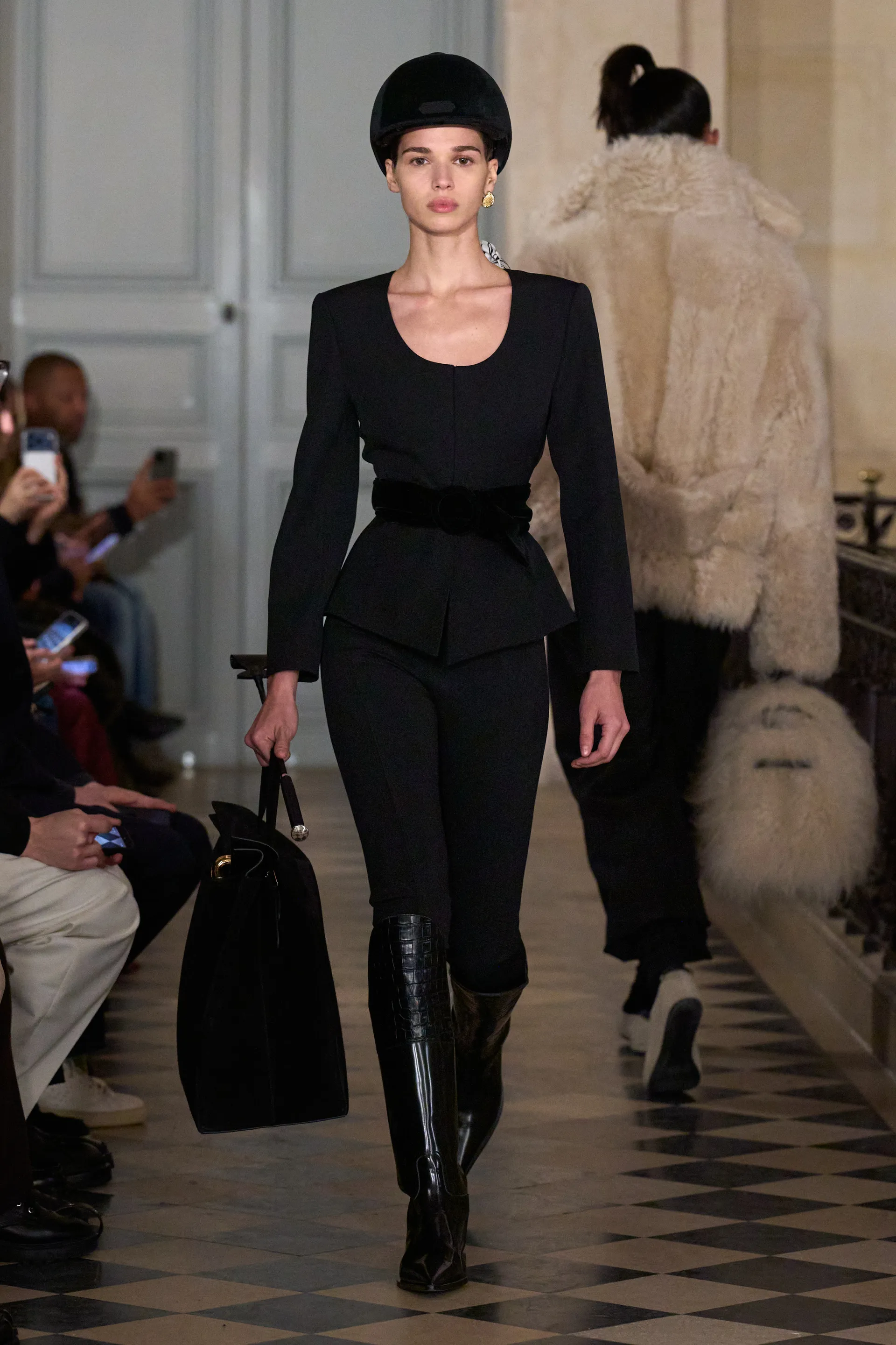 피카소에게 바쳤다는 쟈크뮈스 신상 제품들 | 인스티즈